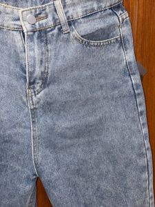 URBANIC Ribbed Straight Fit Jeans