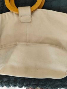 Canvas Handbag with Wooden Handles used only once