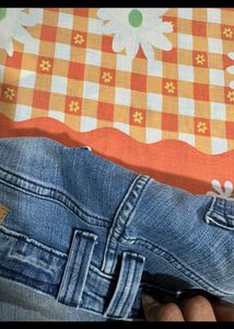 UCB Mens Jeans New Size32 Branded Original