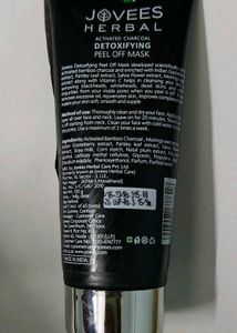 Activated Charcoal Detoxifying Peel Off Mask