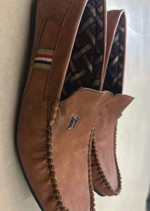 Luis Vuitton Men Tan Leather Loafers