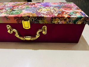Designer Shadi Gift Box New With Tag