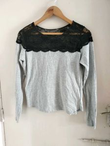 Beautiful Top With Lace
