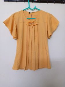 Beautiful Yellow Top💛