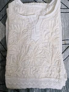Lucknowi Chikankari Kurti Set