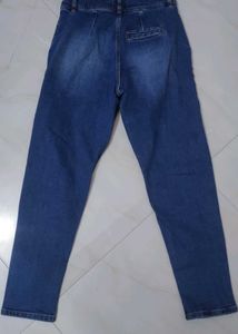 Vintage High-Waisted Jeans