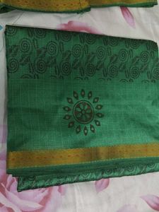 Green Silk Saree with Pattern