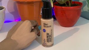 Maybelline Fit Me, Blue Heaven Foundations, One Beauty Blender,( Free 2 Lipliner and 1 White Kajal)
