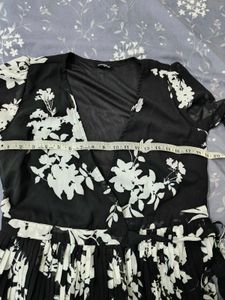 Harpa Black A-line Wrap Dress