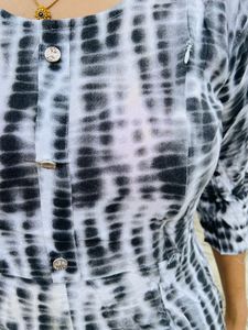 Black&amp; With Kurti