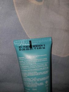 Dot &amp; Key Barrier Repair + Hydrating Facewash