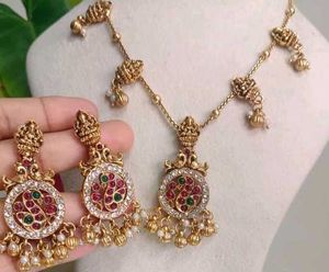 Premium Quality Neck Set