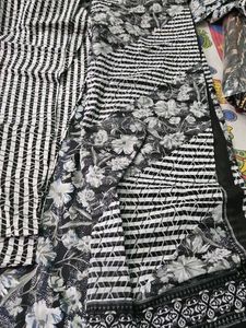 Libas Pillzo Set With Dupatta  Size Xl