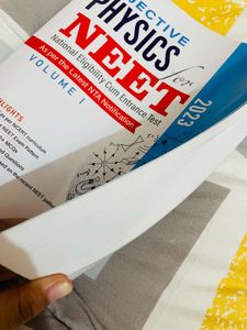 Objective Physics for NEET Volume 1