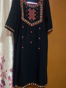Embroidered Black Kurta &amp; Dupatta