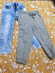 Set Of 2 Kids Bottomwear