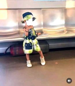 Cute Kids Outfit w/ Hat