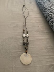Boho Chic Shell Pendant Necklace