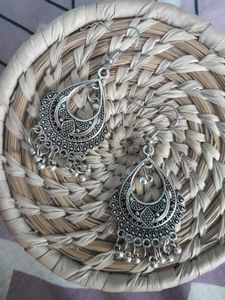 Hand made junk jewelery