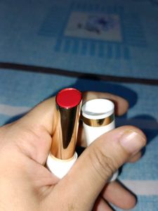 MyGlamm LIT Lipstick