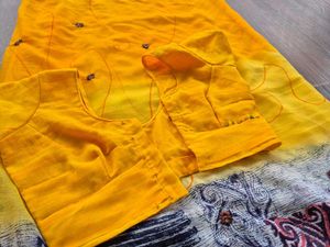 Yellow Saree With Matching Blouse