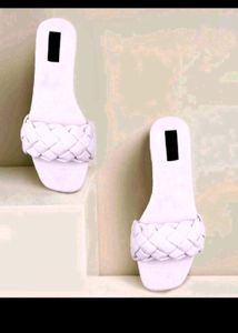 White Flats❗ ~ GIVING AWAY ⚠️