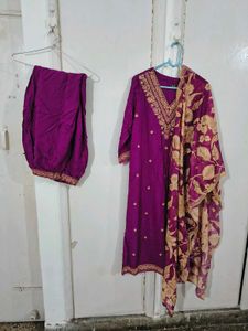 Pretty Kurta Set