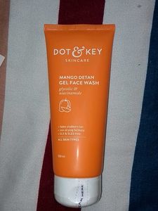 Dot&amp;Key combo Vitaminc Sunscreen and face wash