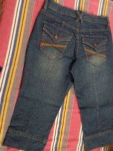 Girls Denim Capris with Pockets