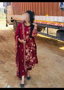 Pakistani Suita
