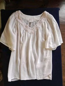 White Tops Buy 1get 1free