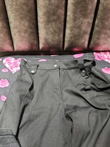 Y2K Baggy Fit Women Cargo In Black