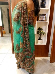 🔥☘️Women Embroidered Partywear Saree☘️🔥