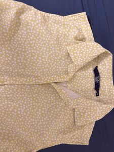 Semi Formal Allen Solly Shirt - Medium Size