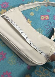 Elegant Off-White Shoulder Bag