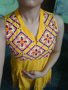 Yellow Embroidery Short Maxi Dress