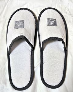 Price Drop Farimont Slipper