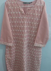 Avaasa Embroidered Kurti - Size M