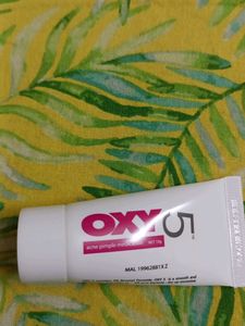 OXY Acne Control Wash &amp; Acnes Scar Gel Set