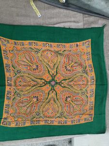 Green Paisley Print Scarf