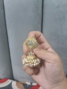 💫Pearl&#39;n Gold Jhumka💫