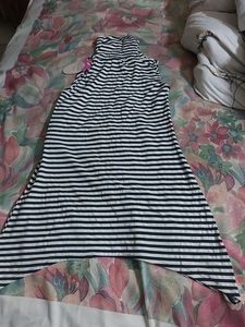 Brand New With Tag Covering Neck