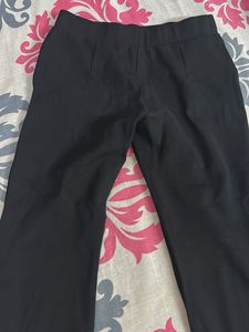 A Black Jeggin
