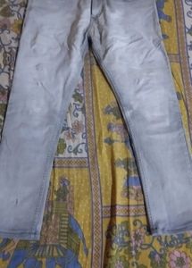 Good Quality Men Jeans Used 3 To 4 Times