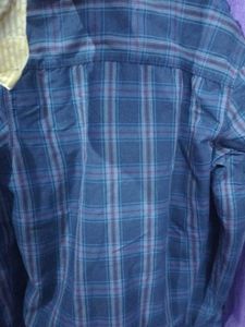 Men Full level Check Shirt (Size-L) Blue Casual .