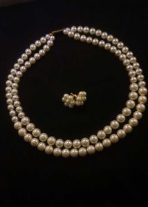 Vintage Pearl Necklace & Earrings Set