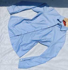 Y2K Light Blue Fitted Shirt