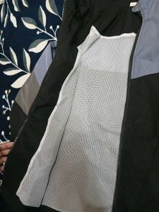 Color Blocked Windbreaker Jacket