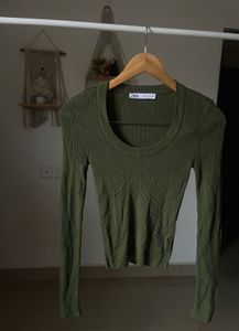 ZARA Green Long Sleeve Crop Top
