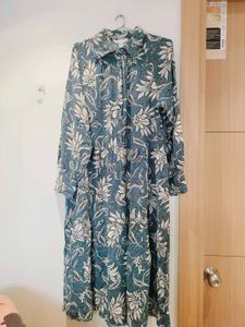 H&amp;M Floral Print Midi Dress